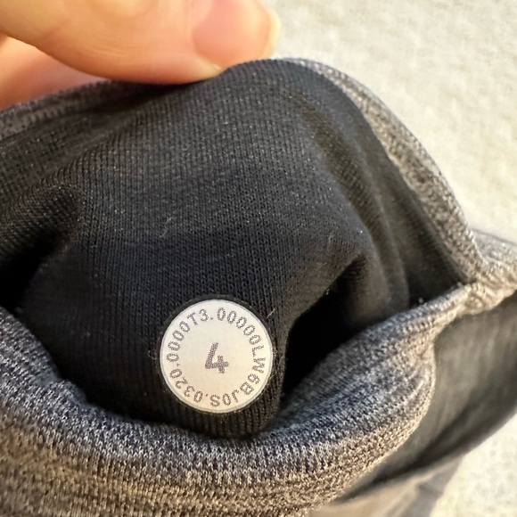 Lululemon Align Cropped Joggers - Picture 3 of 3
